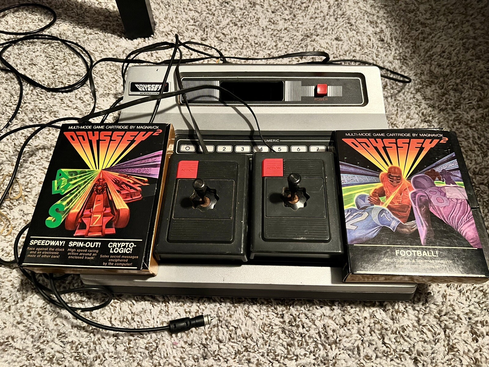 Magnavox Odyssey 2 – 2 Controllers + Cable – Untested Includes 2 Games CIB