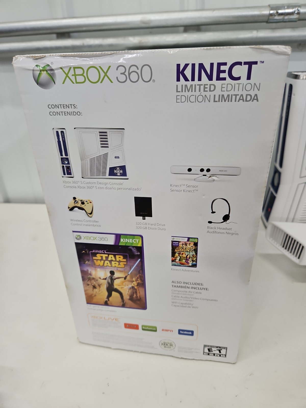 Xbox 360 R2D2 Star Wars Console C3PO Controller White Kinect Games 320GB Box