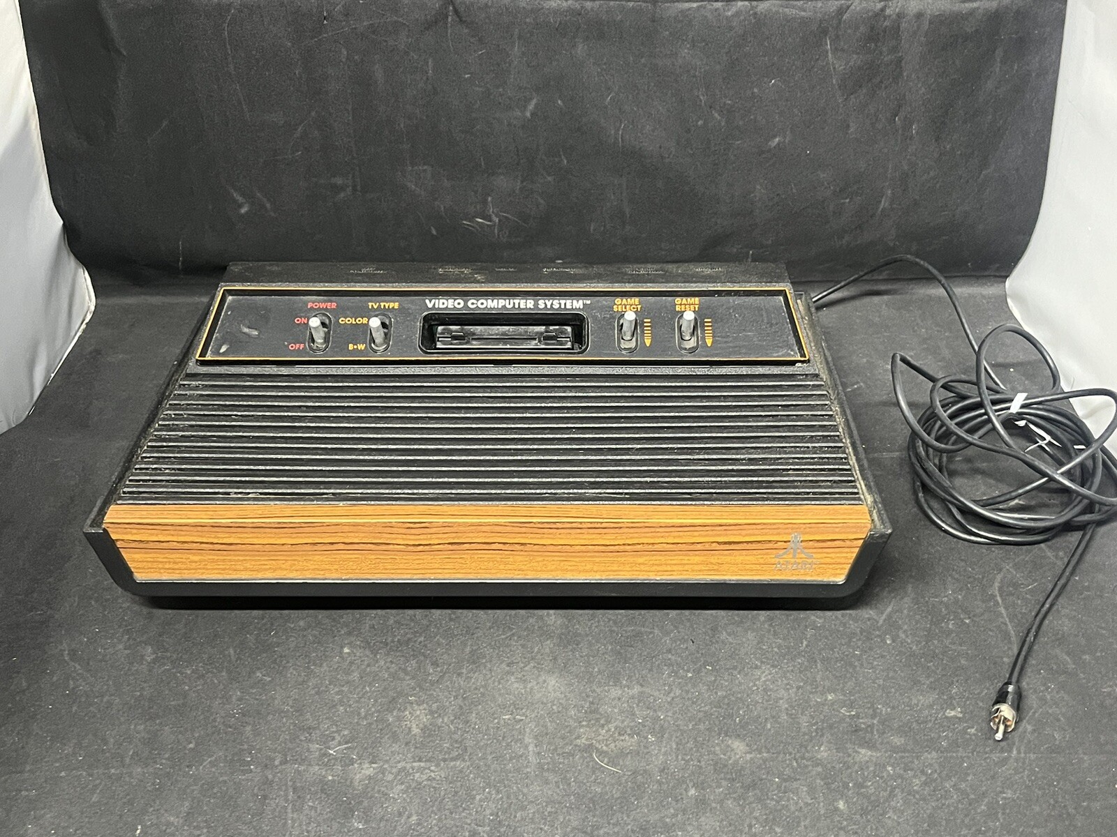 Atari CX 2600 A Wood Grain Front Video Computer System Console Only UnTested