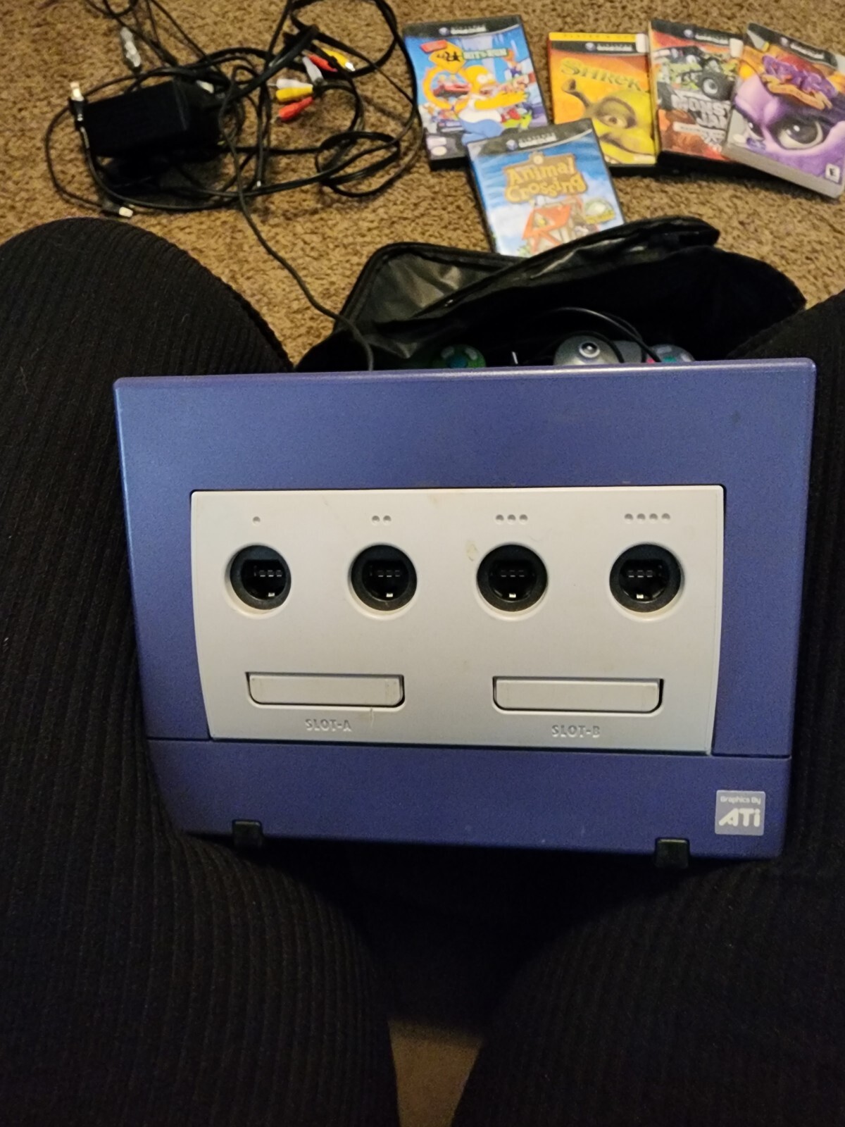 gamecube bundle 4 Remotes 3 Games