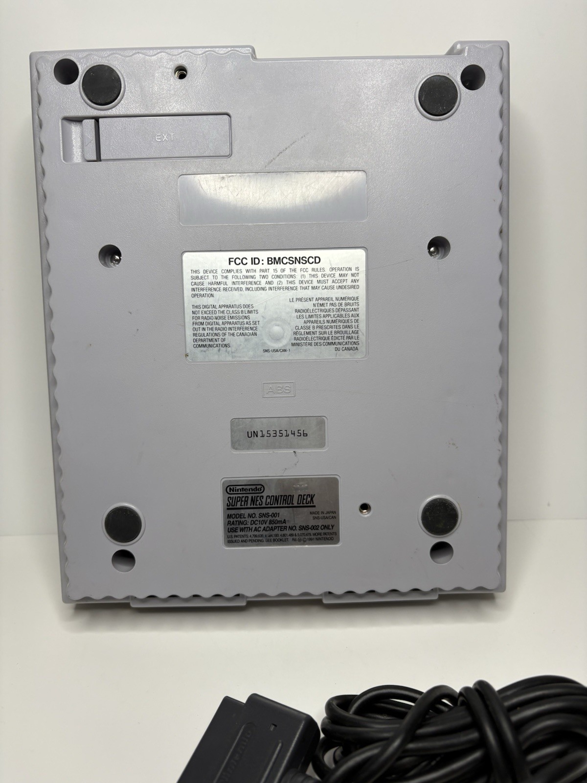 Super Nintendo (SNES) SNS-001 Console + 1 Controller Only -Tested