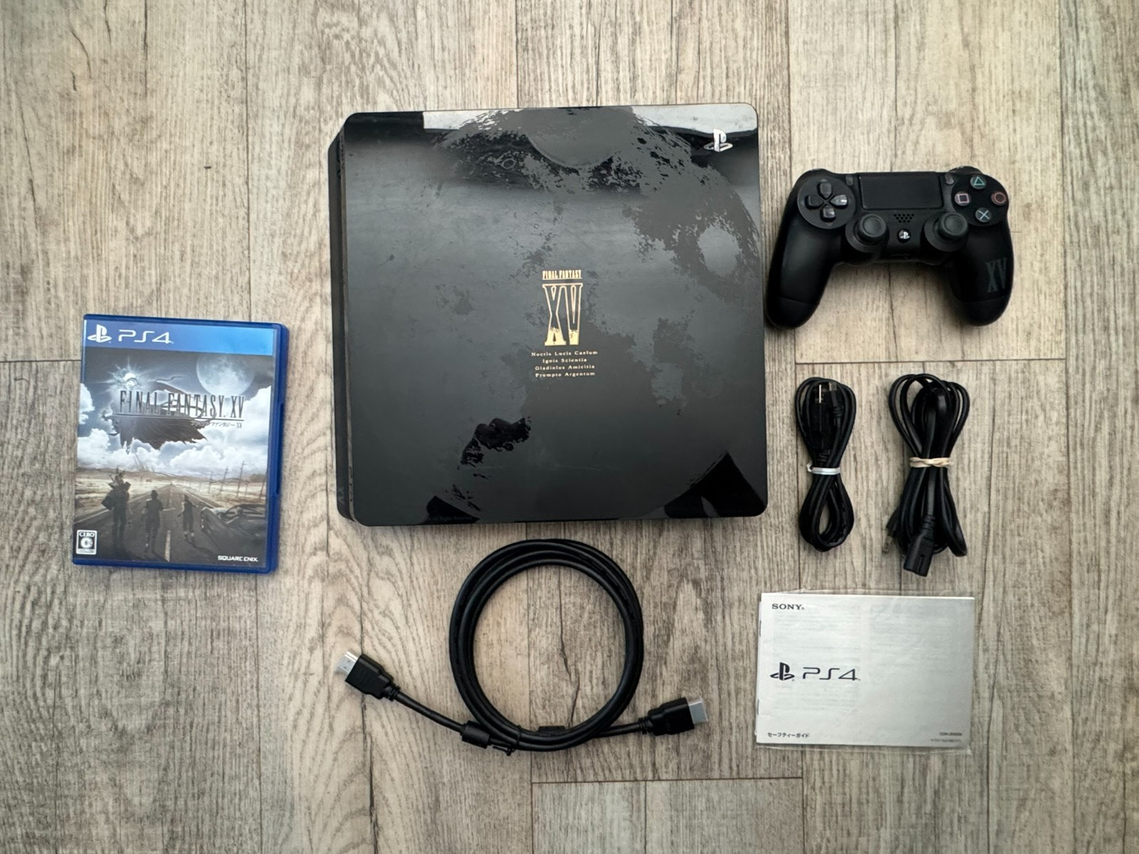 PS4 Final Fantasy XV Luna Edition Console Set Controller Cables Japanese