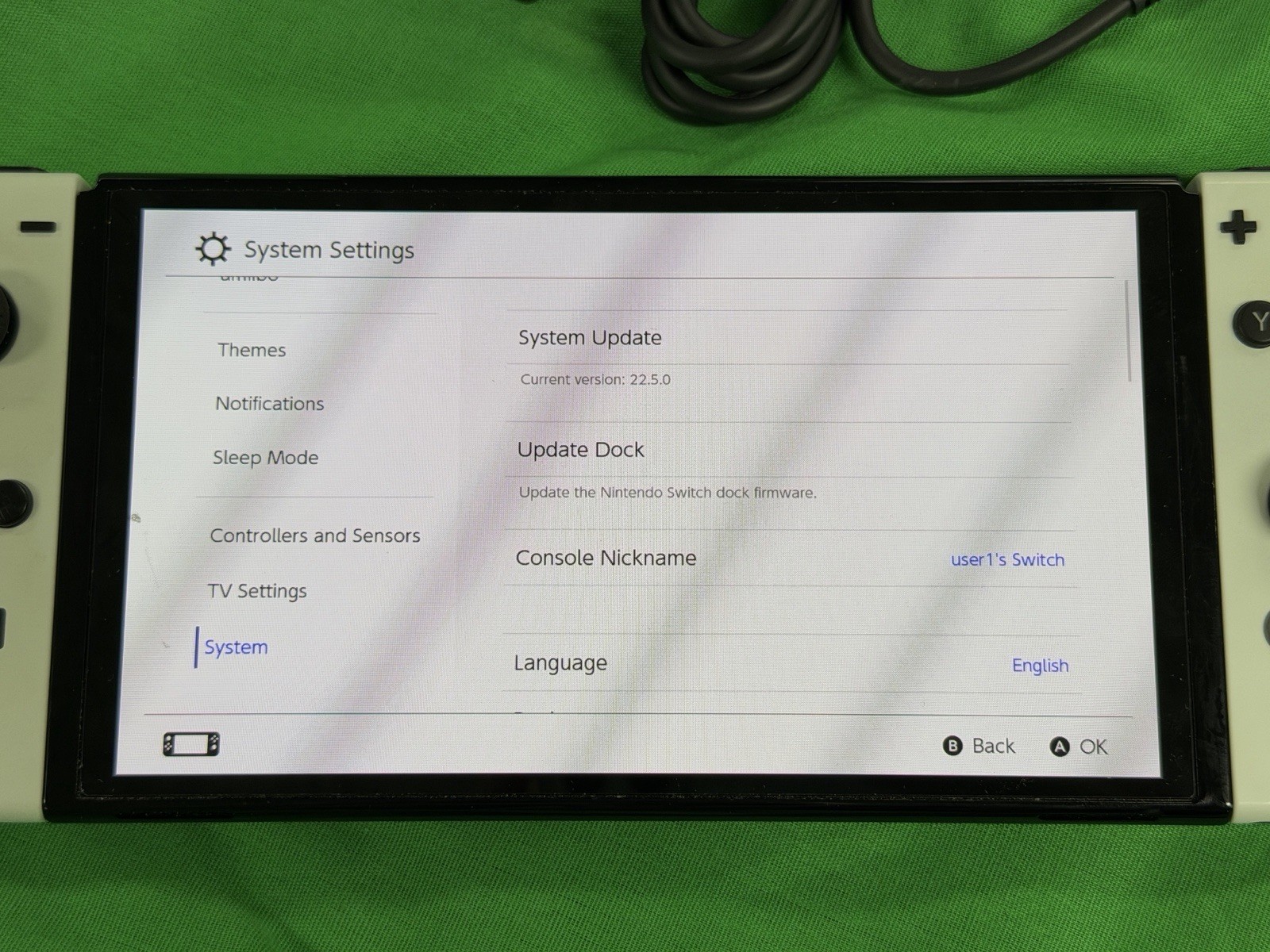 Nintendo Switch OLED – Console w/Charger