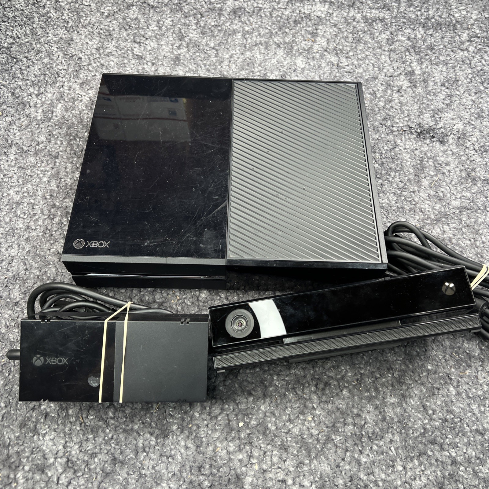 Microsoft Xbox One 500GB Console – Black W/ Kinect TESTED***