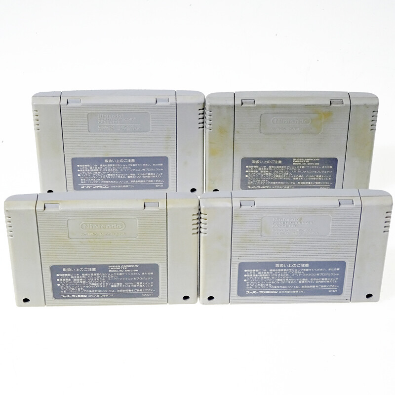Nintendo Super Famicom Console System + 4Carts Bag Case Japan Import SFC NTSC-J