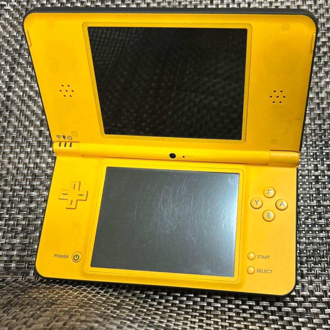 Nintendo DSi LL Yellow Console Tested Working Region Free Stylus Included