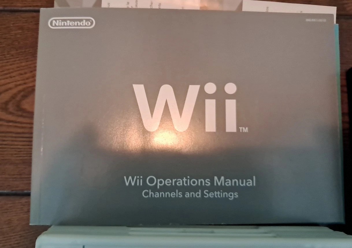 Nintendo Wii Console Black Bundle With 4 Games & One Controller + Nunchcuck