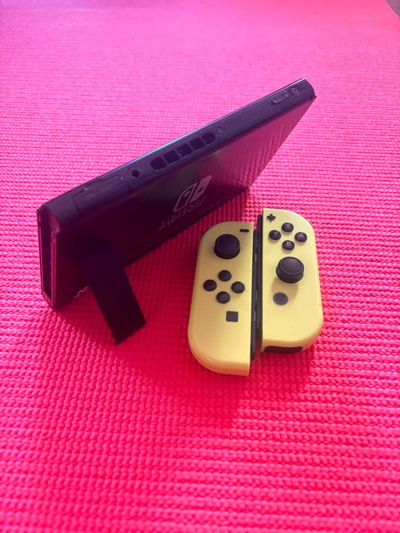 Nintendo Switch Complete Set Tested Excellent Condition 1 Year Used