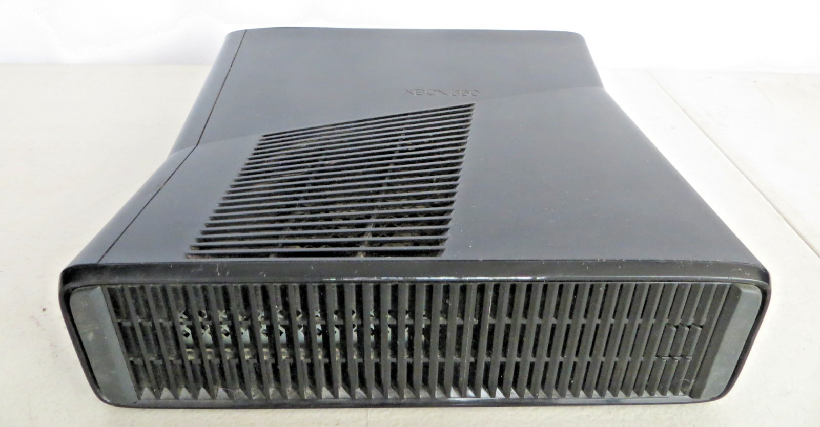 Microsoft Xbox 360 S Model 1439 Console Only Works Tested 4GB