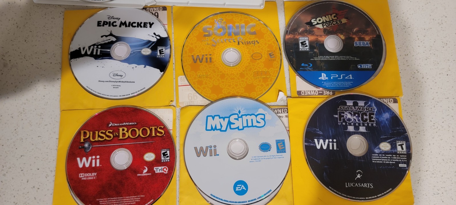 Nintendo Wii U, 10 Games , 1 Remote