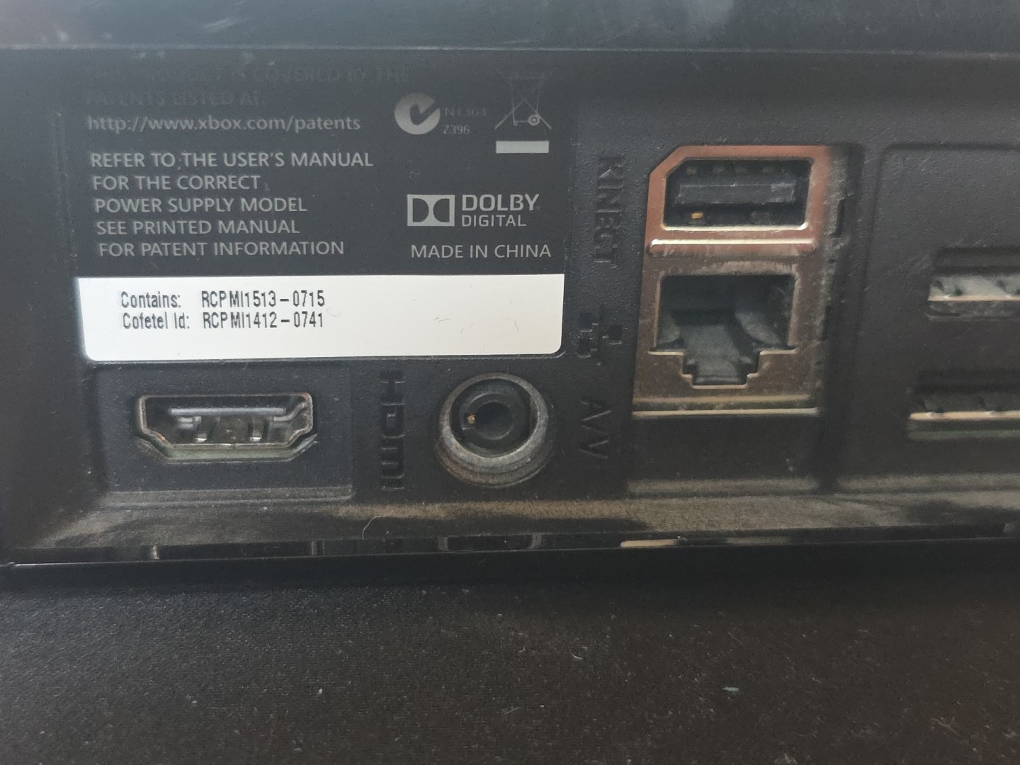Xbox 360 E Console Model 1538 with Power Cord Controller Plus 360 Kinnect