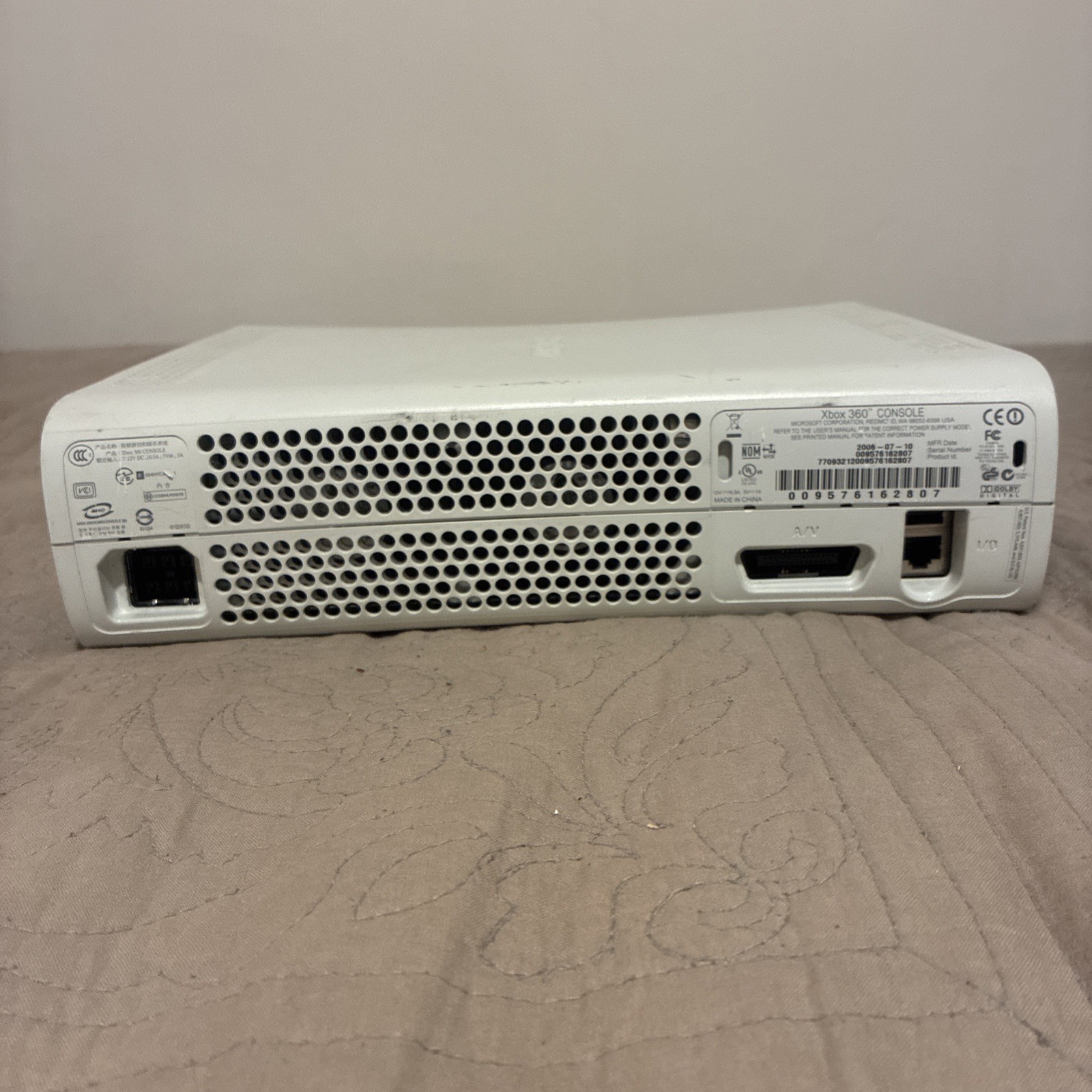 Microsoft Xbox 360 White Console Only – No Cables or Accessories Untested