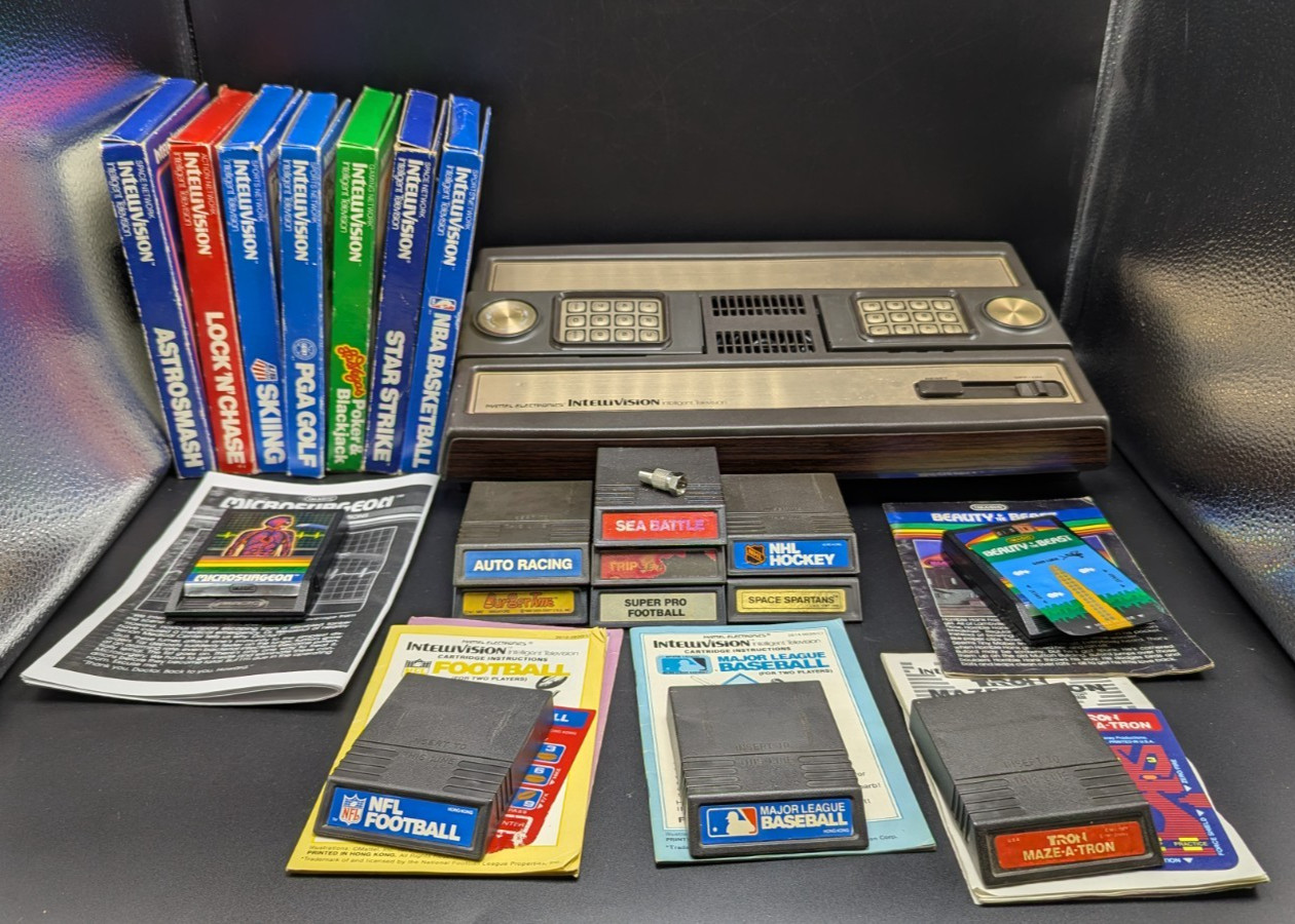 Vintage 1979 Mattel Intellivision Console w/ Games Bundle Astrosmash Golf