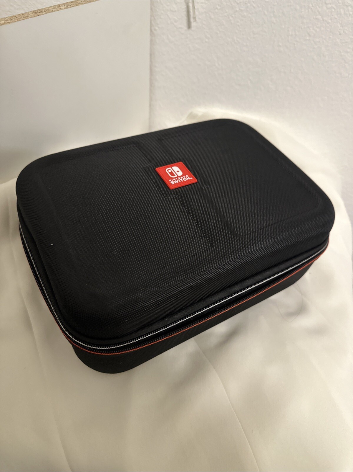 Nintendo Switch, OLED Model, White Joy-Con, 64 GB