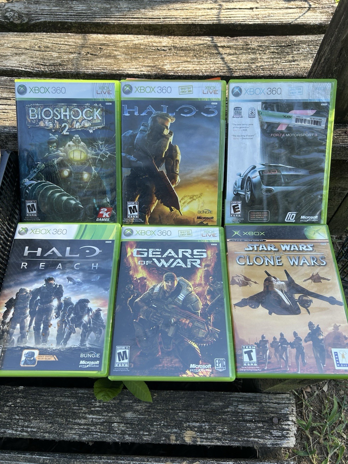 Microsoft Xbox 360 S 4GB Console – Black W/ Kinect & 6 Games