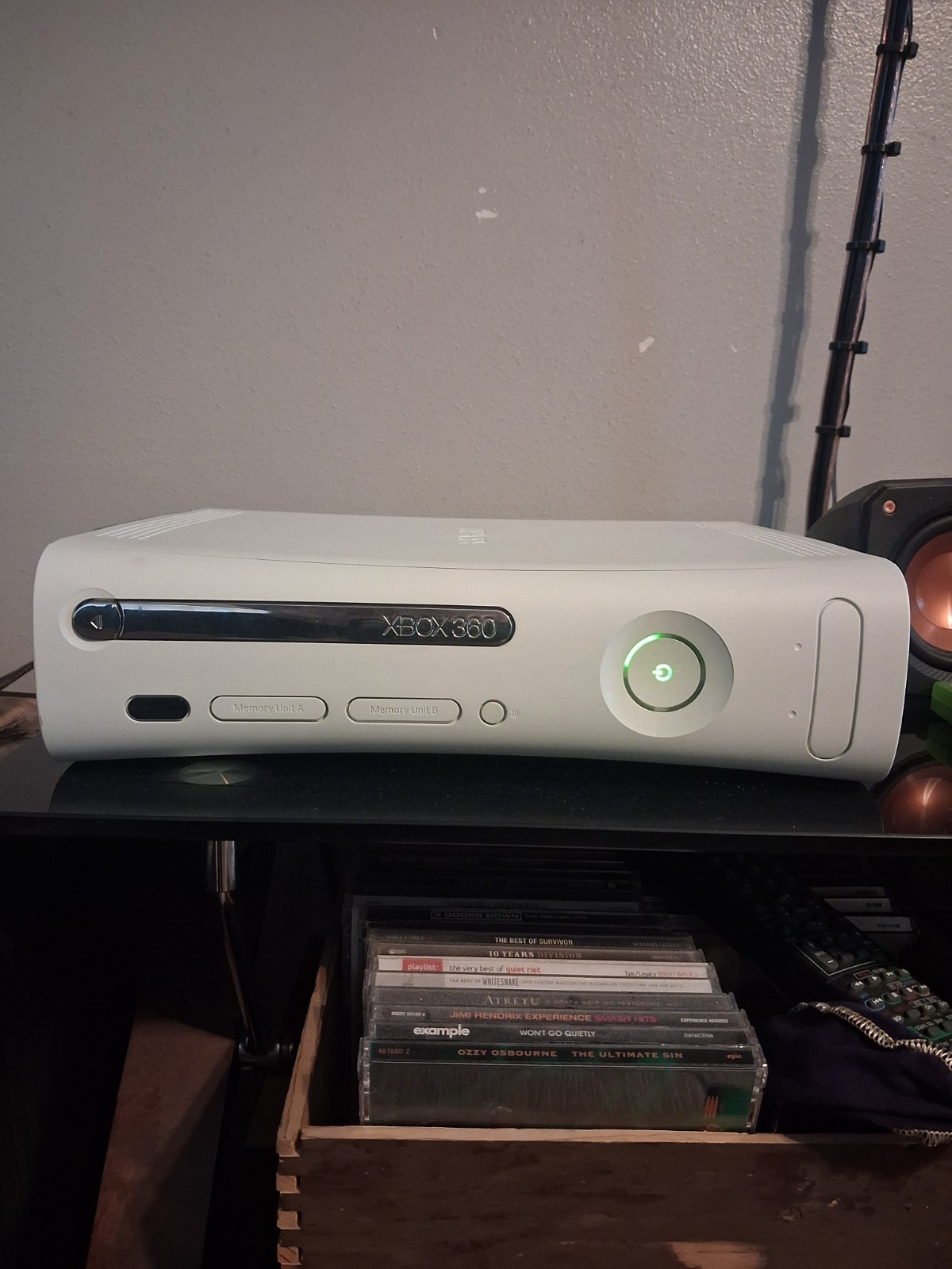 Xbox 360 60gb Edition Console (Fully Functional) & Mint Condition