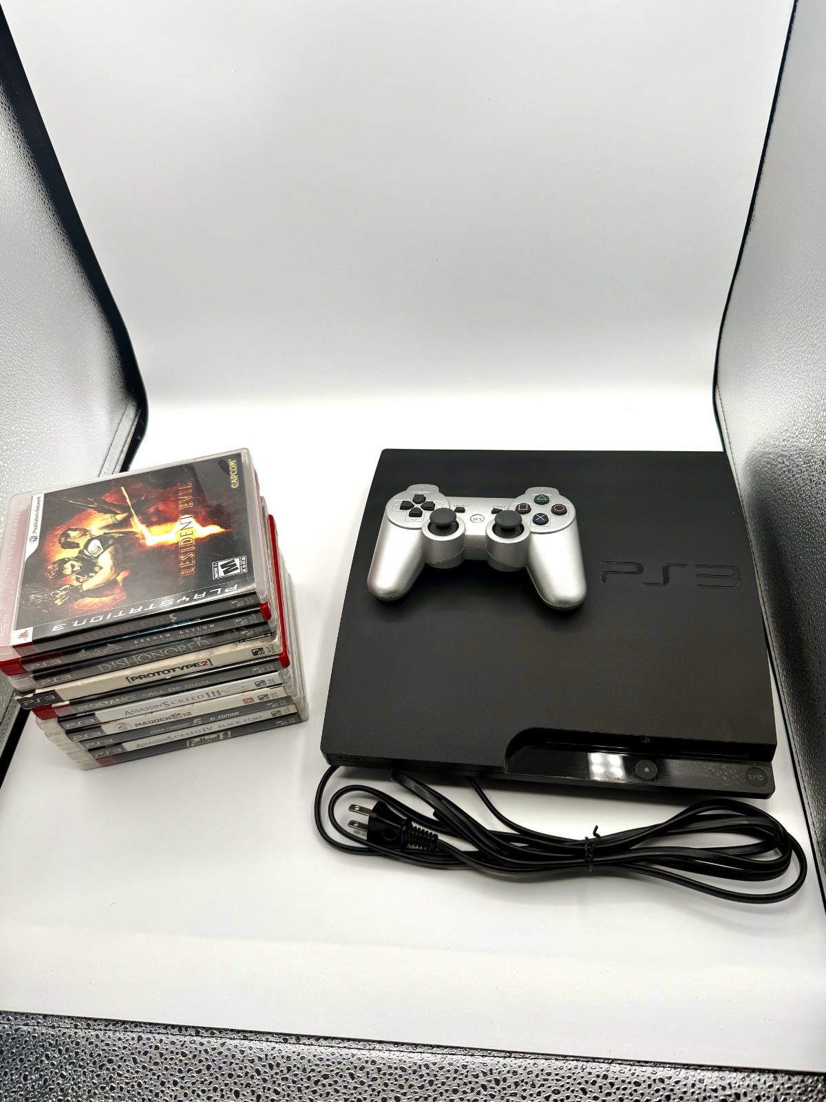 Sony PlayStation 3 PS3 Slim 160GB Black Console Bundle w/ Controllers and Games