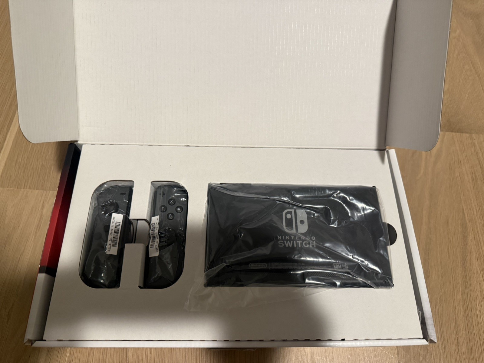 Nintendo Switch Console, Pro Controller, Pokémon: Let’s Go Pikachu