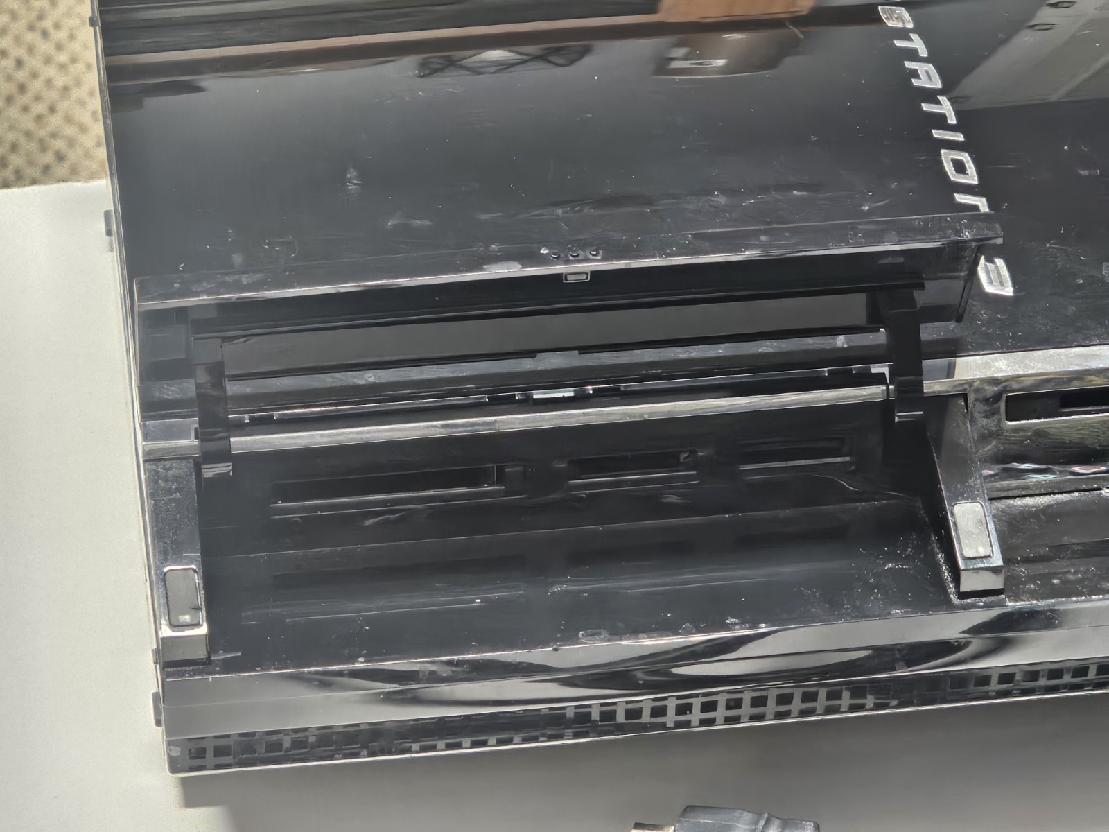 PlayStation 3 60GB Backwards Compatible CECHA01 w/ 2 Controllers