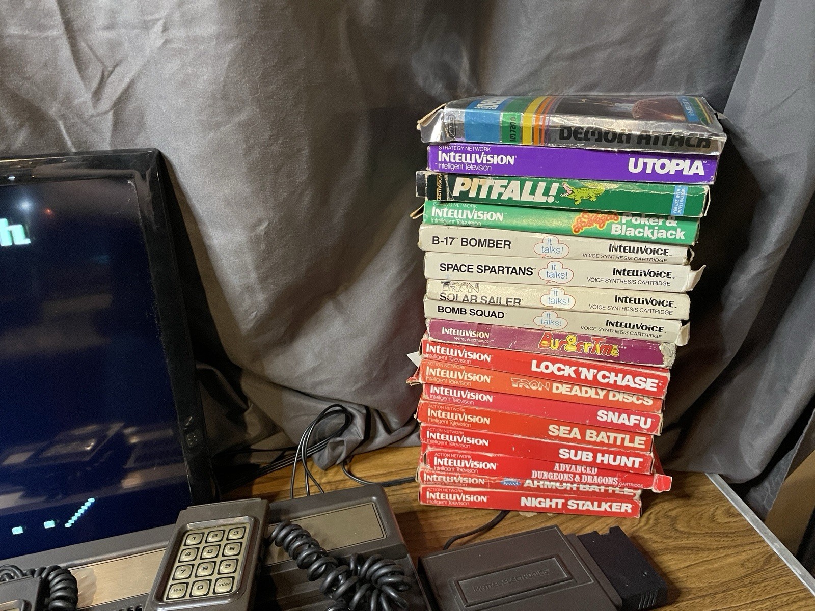Intellivision Game Console Composite Mod + 32 CIB Games, Multicart, Intellivoice