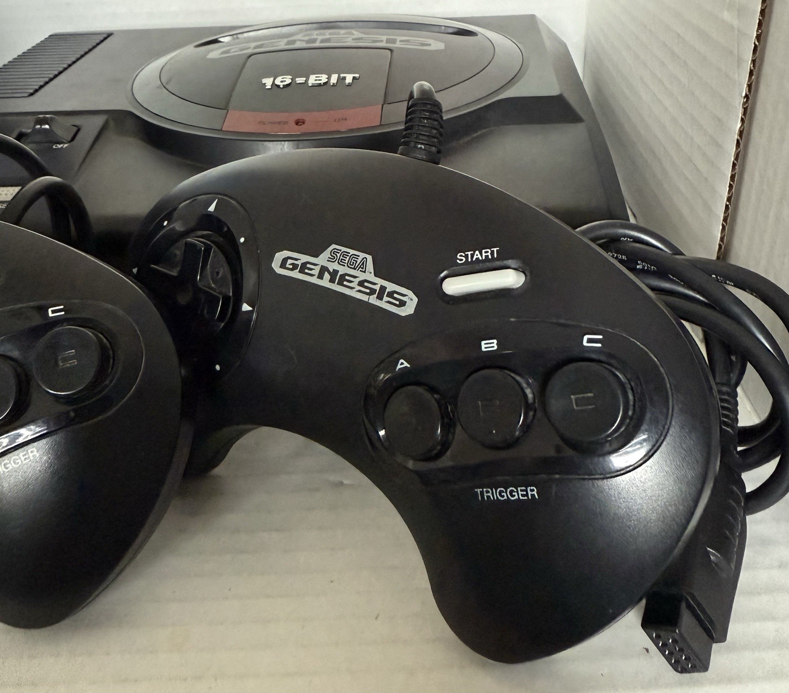 Sega Genesis Console (1601) w Power Cable, RF Switch, 2 OEM Controllers -Tested