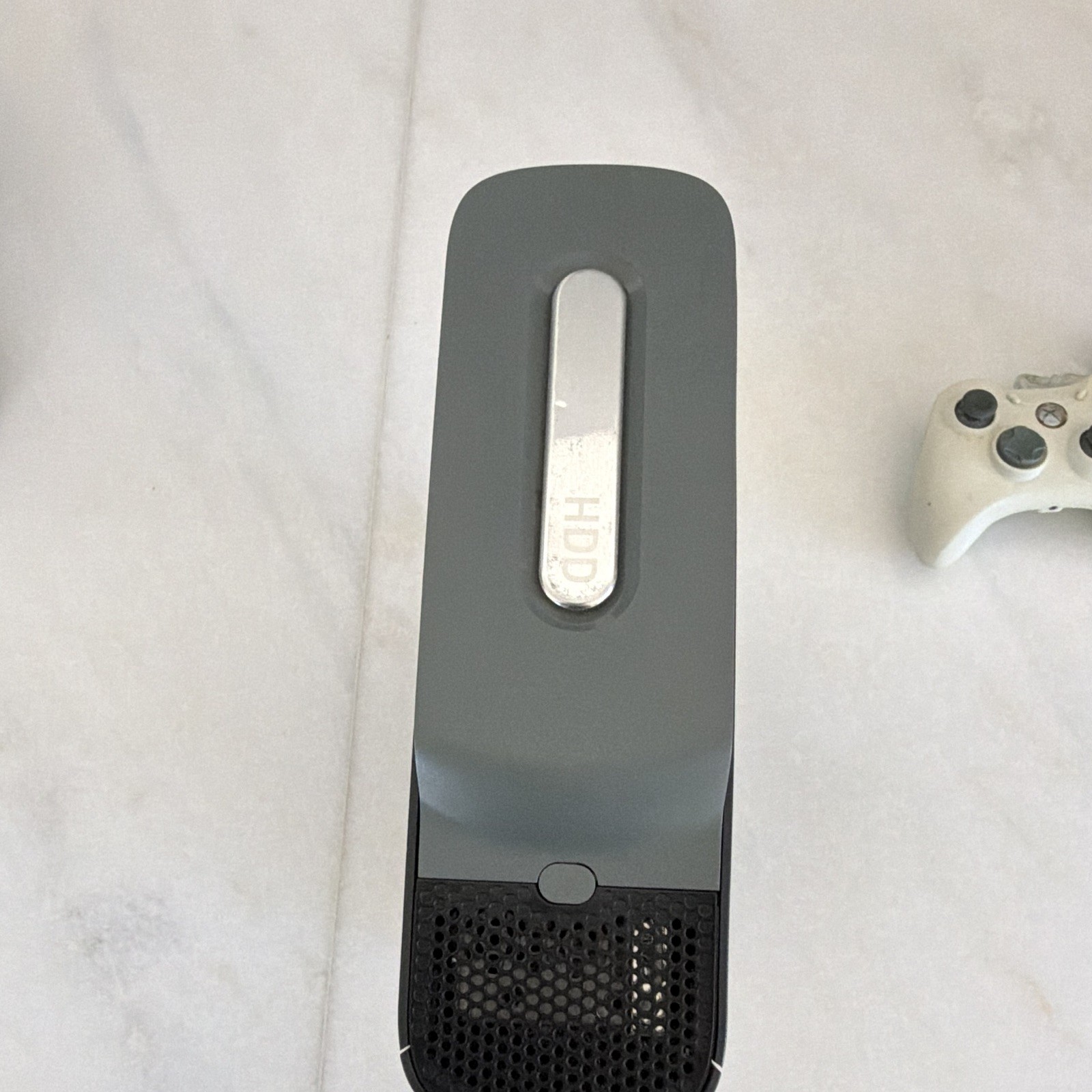Microsoft Xbox 360 Black HDMI Console w/ + Wired Controller