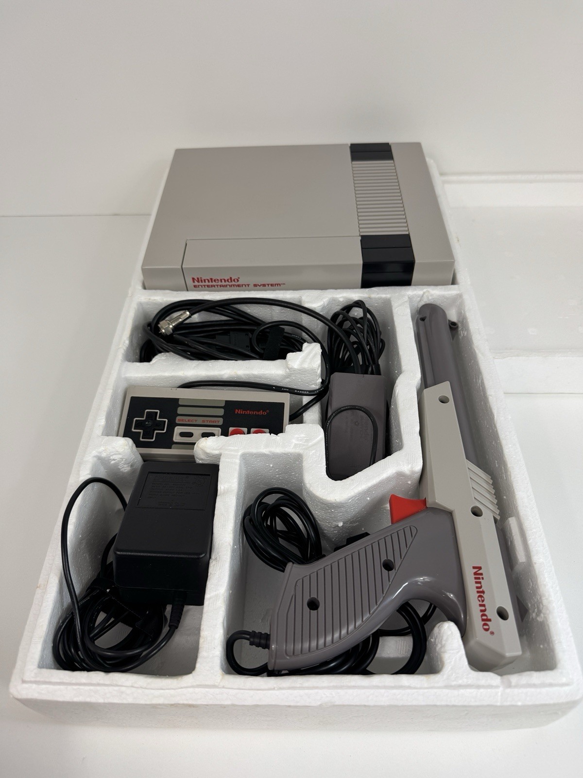 Nintendo NES Power Set Box Console Zapper Foam Inserts Tested No Power Pad