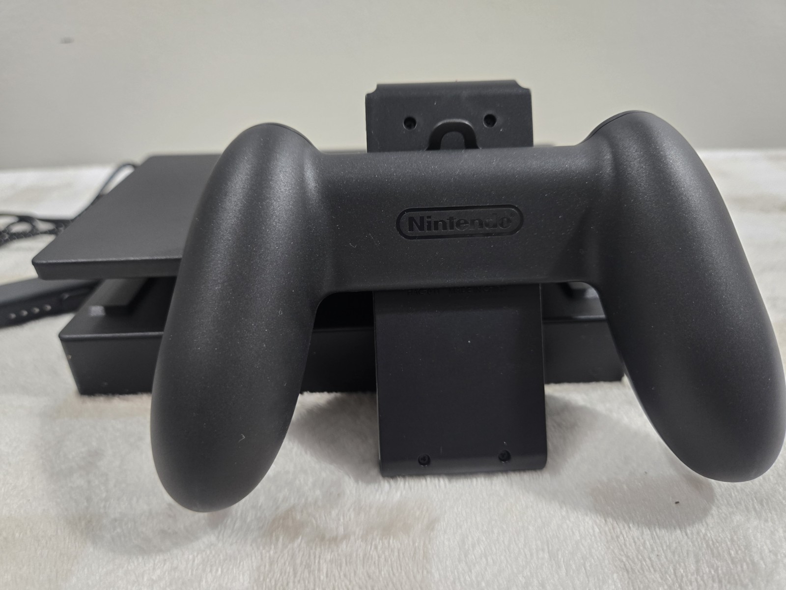 Nintendo Switch HDMI Wi-Fi NTSC-U/C Dock Grip Straps Black