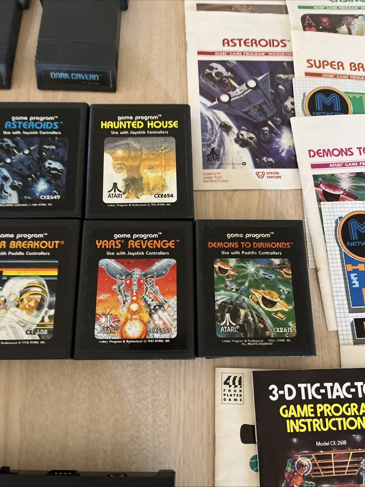 Atari 2600 Bundle – 12 Games (All with Manuals) And Controllers + Paddles Q33