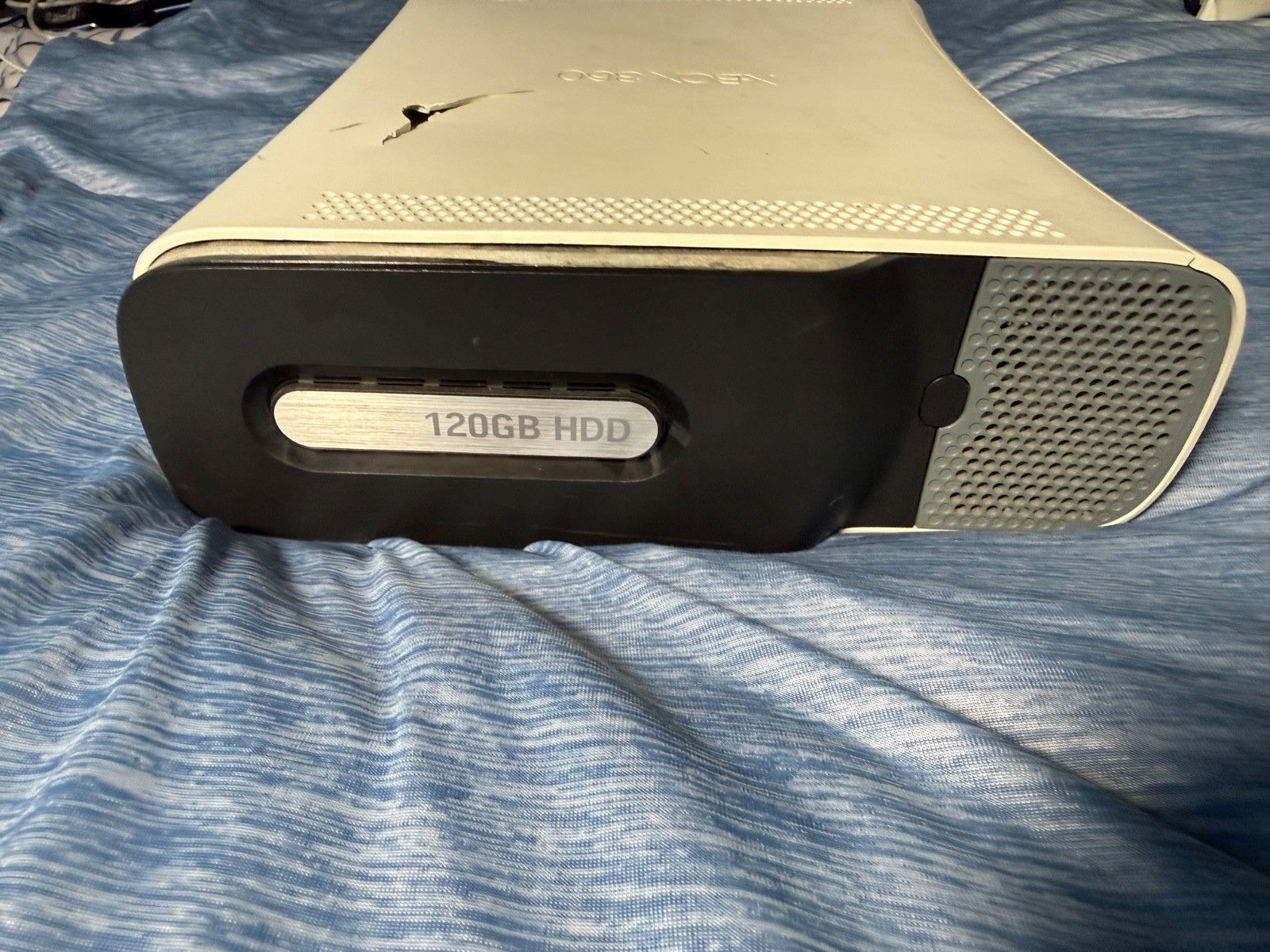 Xbox 360 Arcade Edition Console Bundle with 256MB Memory & Dual Wired Controller