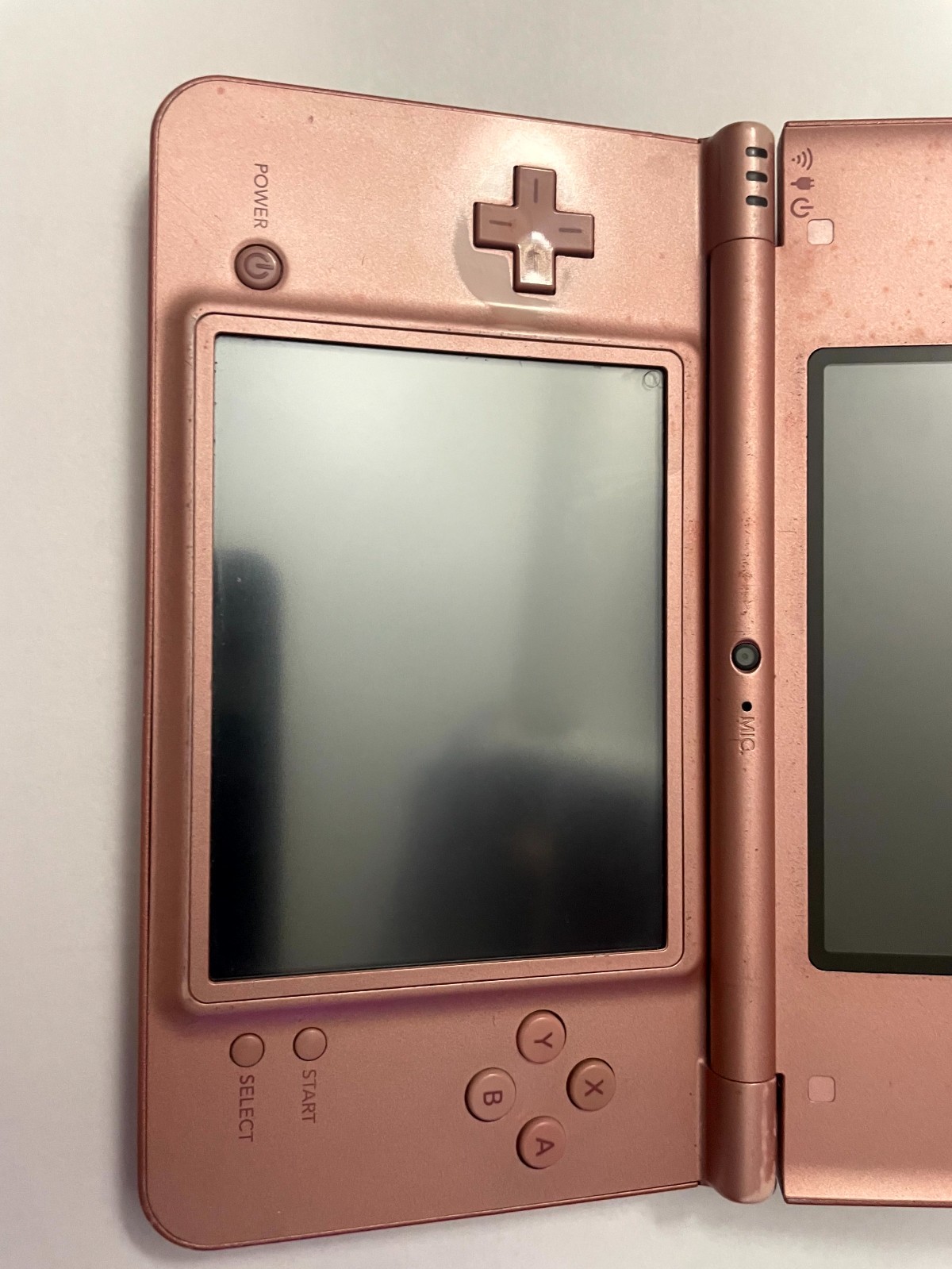 WORKING! Nintendo DSi XL Metallic Rose Pink UTL-001: NO STYLUS SD CARD CHARGER!
