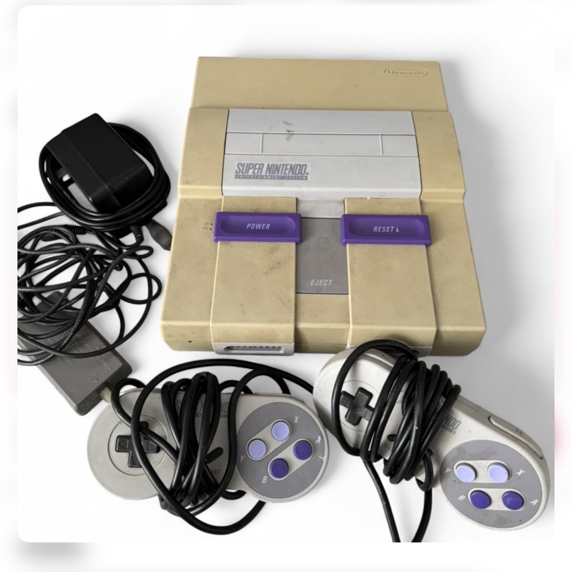 Super Nintendo SNES-001 Game Console 2 Controllers Power Cord AV Cable