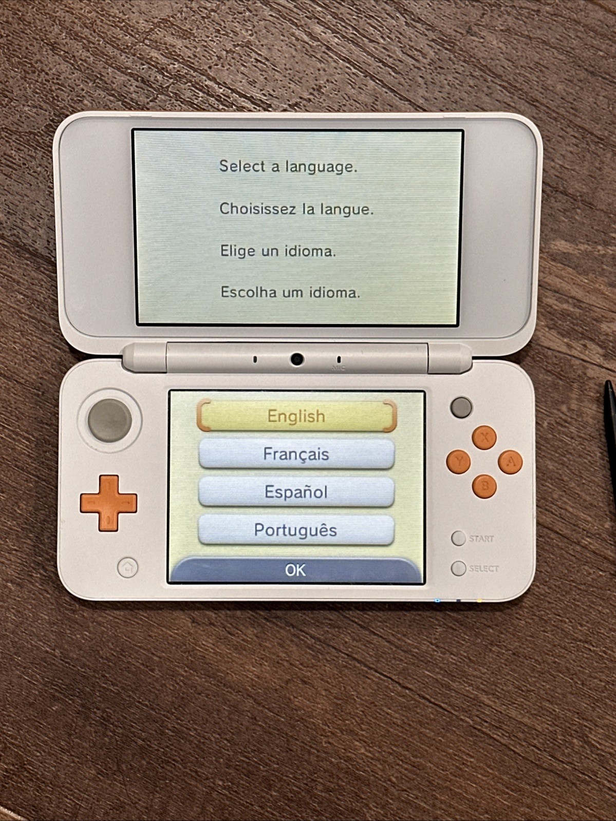Nintendo “New” 2DS XL Handheld Console – White/Orange – Tested – Case & 7 Games