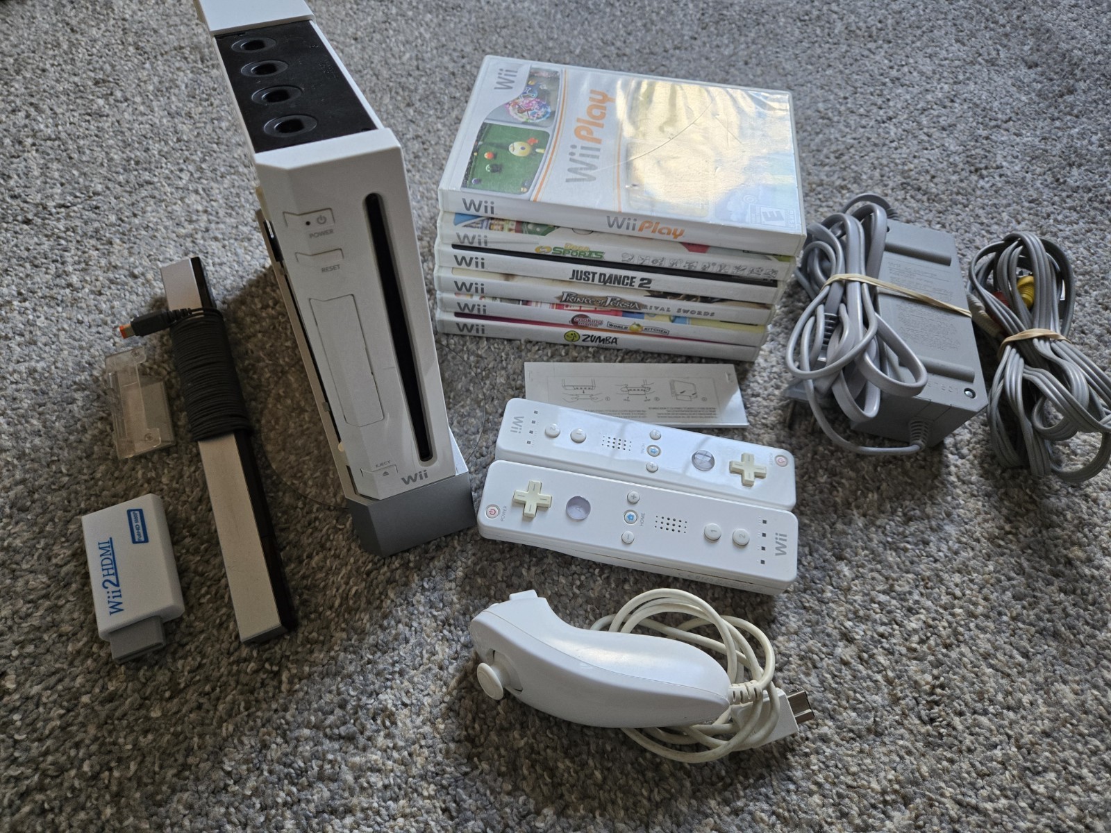 Nintendo Wii Console Bundle 6 Games + 2 Controller + Cords – Tested