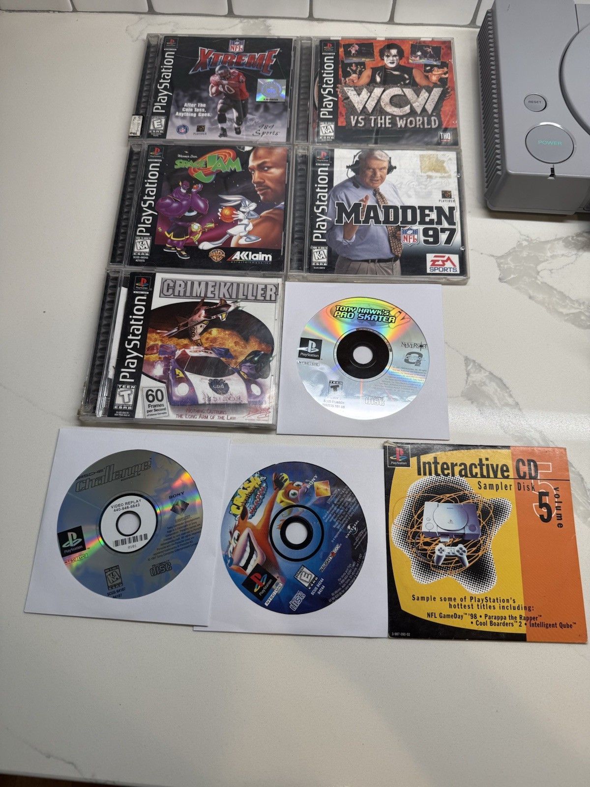 Sony Playstation PS1 SCPH-5501 Console And Game Lot – READ DESCRIPTION