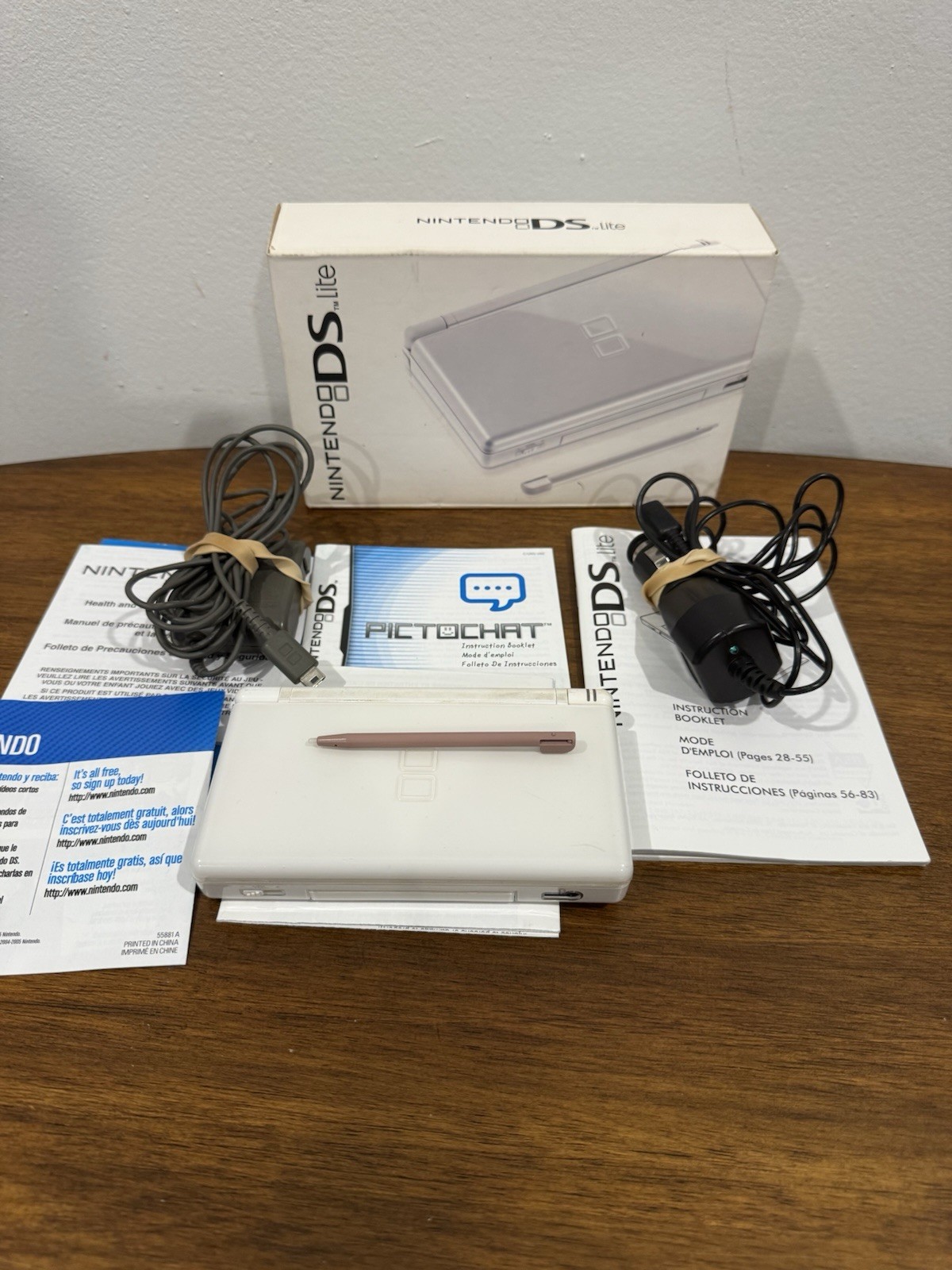 Nintendo DS Lite Console Polar White CIB + 29 Games TESTED WORKING – Lot Bundle