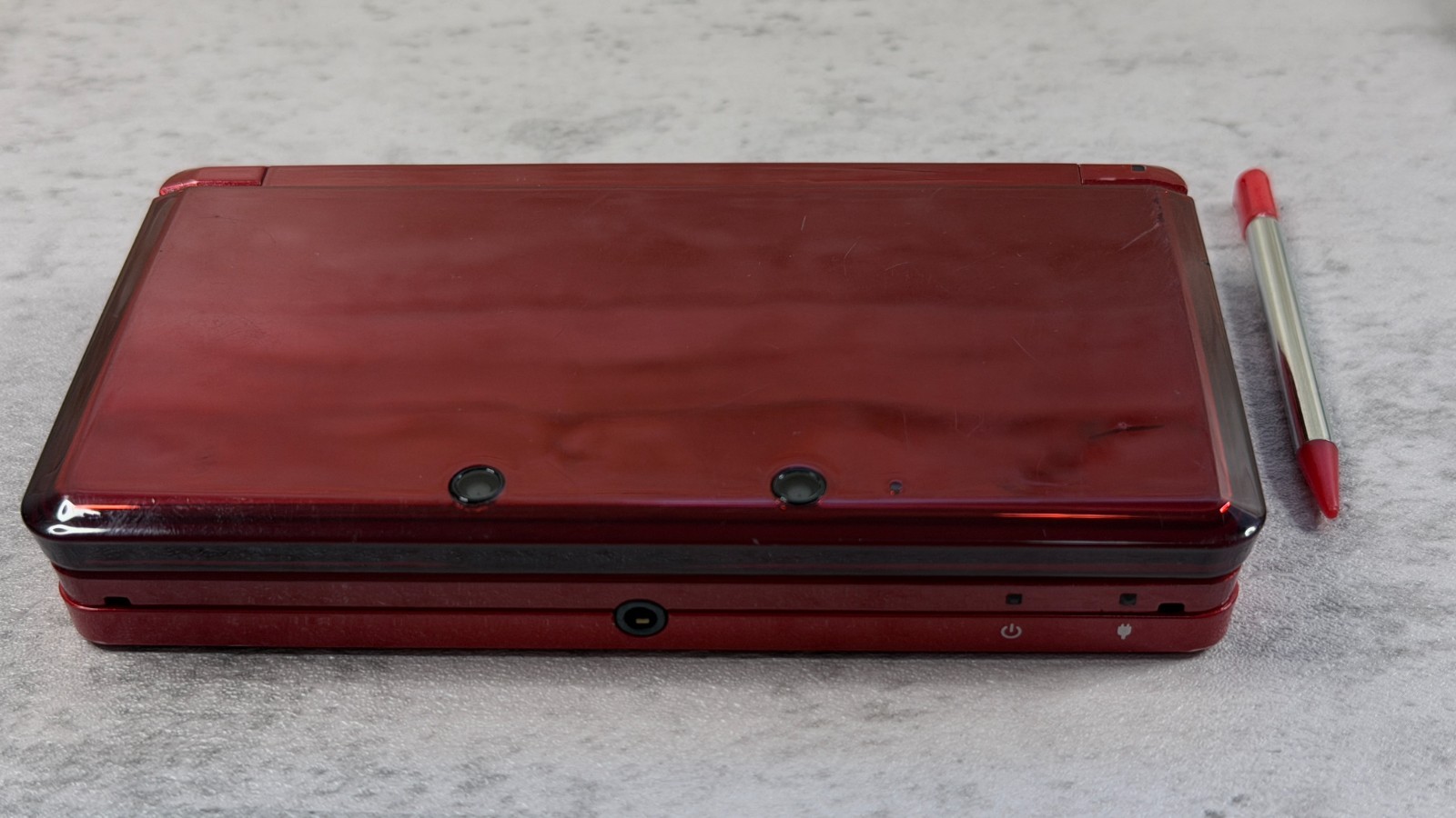 Nintendo 3DS Flame Red Handheld Console System Charger & Stylus CTR-001 READ