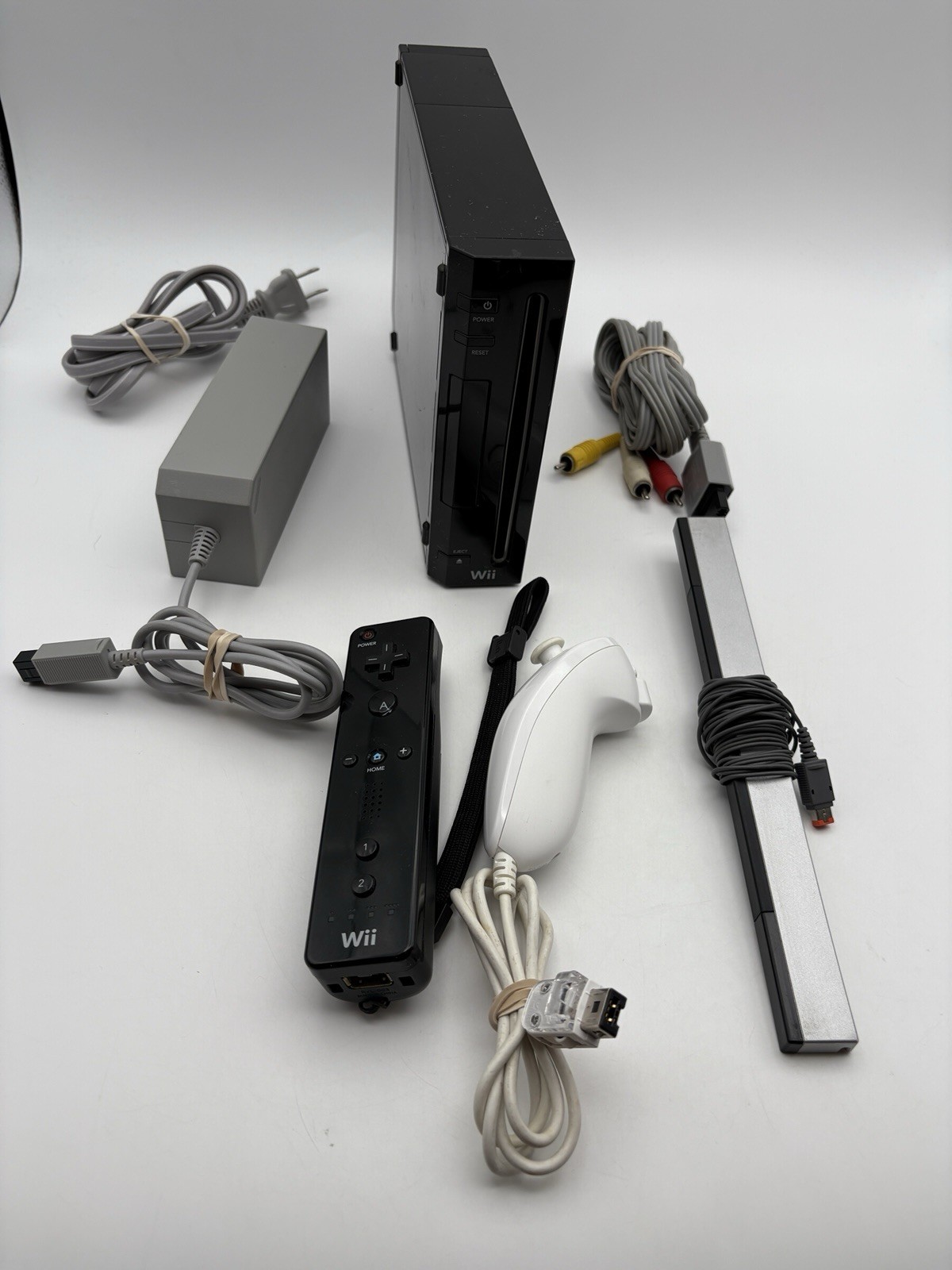 Nintendo Wii RVL-001 Model All Black Bundle W/ OEM Accessories – Tested
