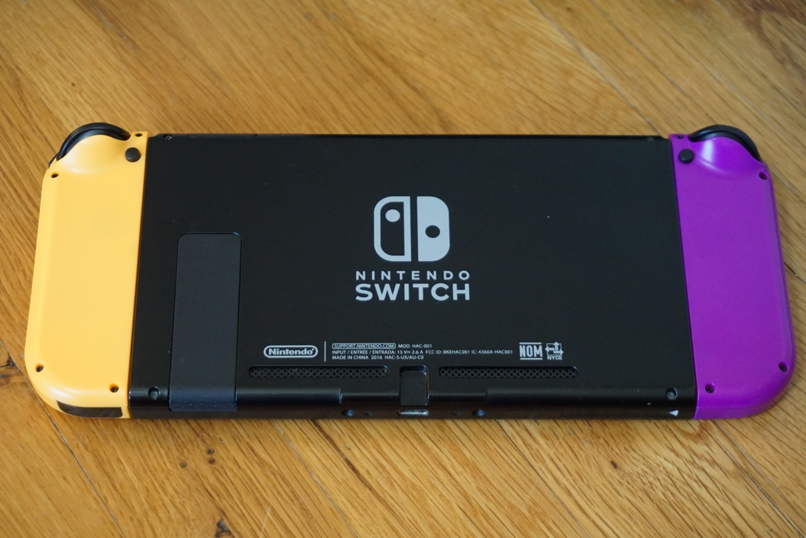 Nintendo Switch console HAC-001 docking station accessories