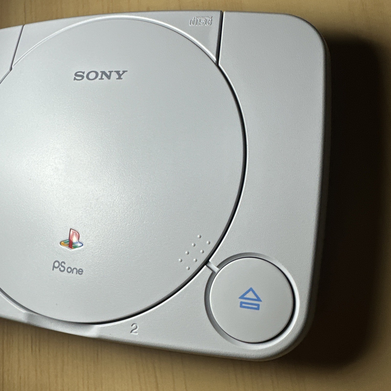BUNDLE Sony Playstation 1 PSOne Console 2 Controllers + Memory SCPH-101 8 GAMES