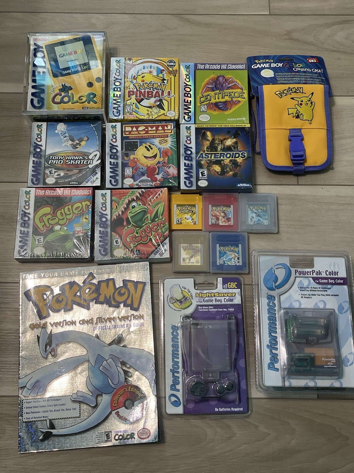 Nintendo Gameboy Color Dandelion Pokémon Yellow, Bundle Sealed Games Authentic.