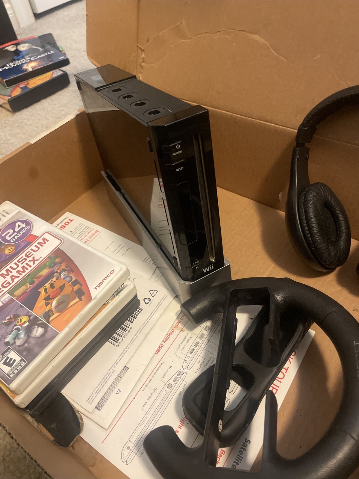 Nintendo Wii With Wii Sports + Wii Sports Resort Black Console