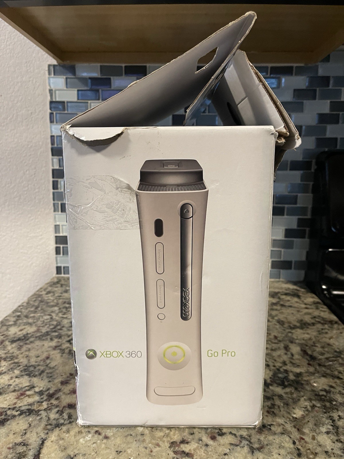 Xbox 360 Pro System Bundle 60GB WORKNG NO GAMES