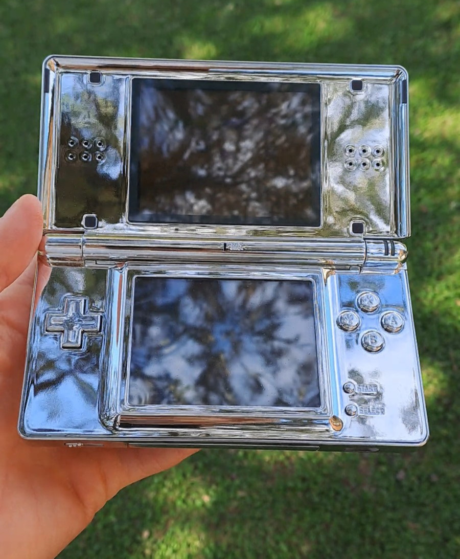 Nintendo DS Lite Custom Silver Chrome 100% Working Charger Included