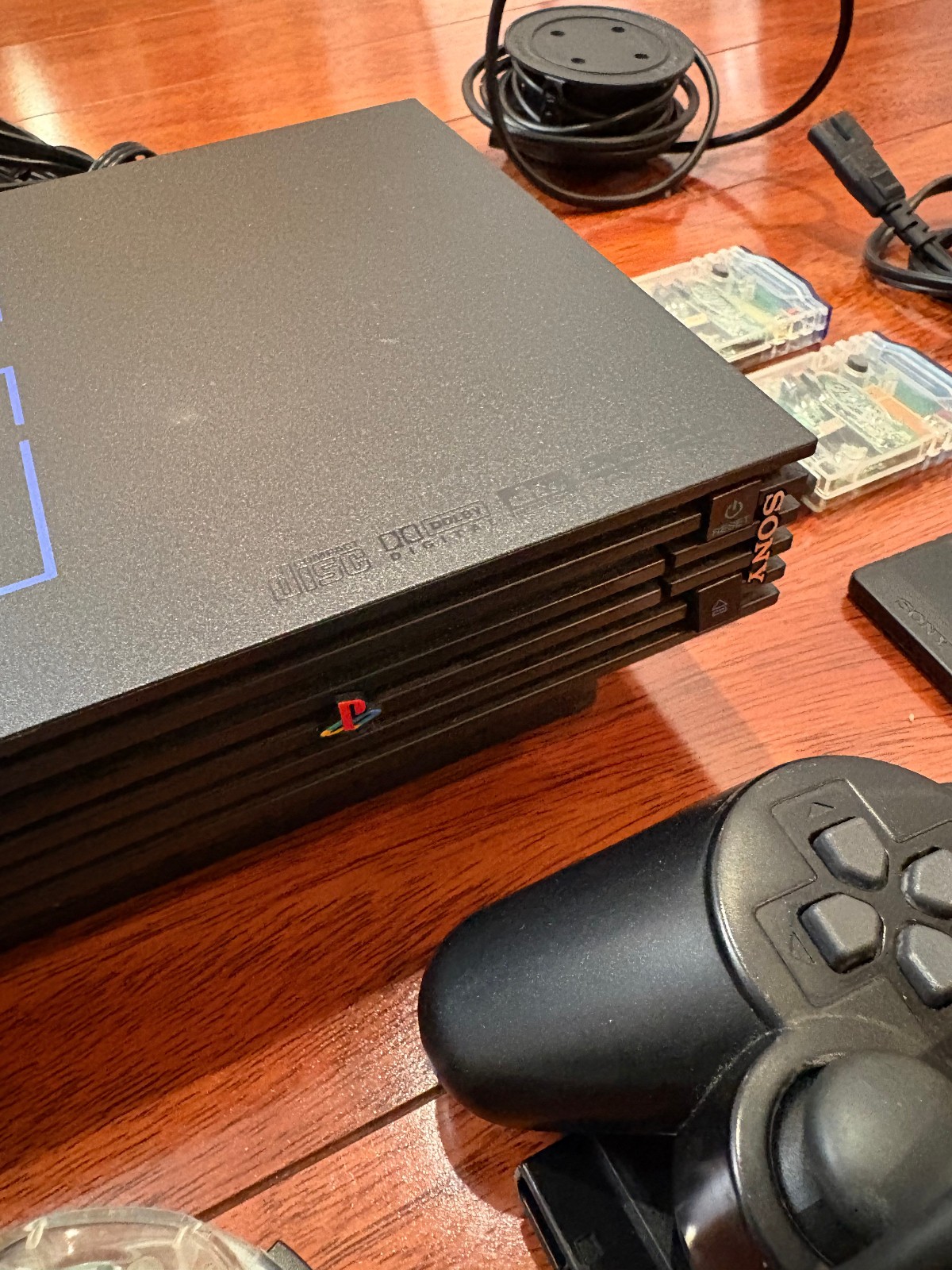 Working SONY PlayStation 2 Console + 3 Controllers (2 Wireless) + 3 Memory Cards