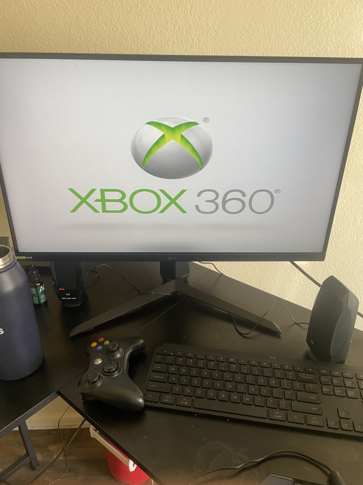Microsoft Xbox 360 S 4GB Black Console With Kinect