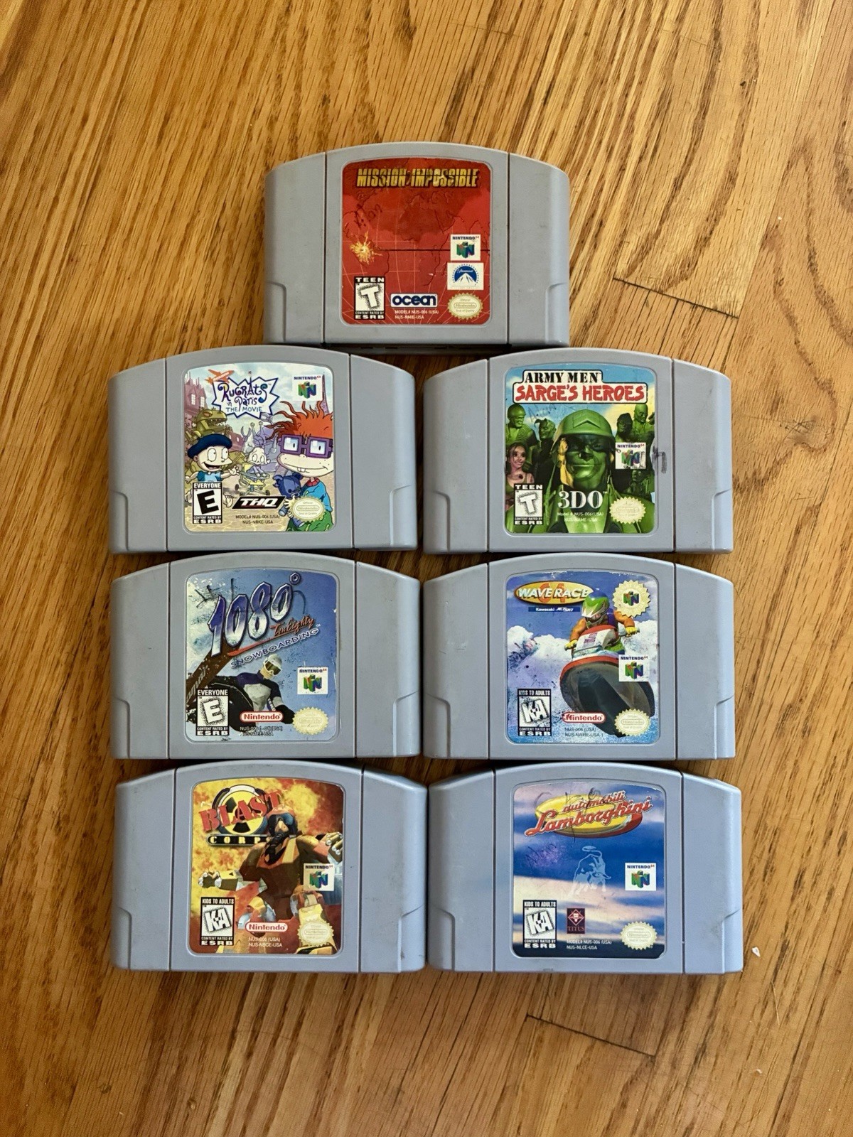 Nintendo 64 N64 Console + 3 Controllers + 7 Games + Power & AV Cables Bundle