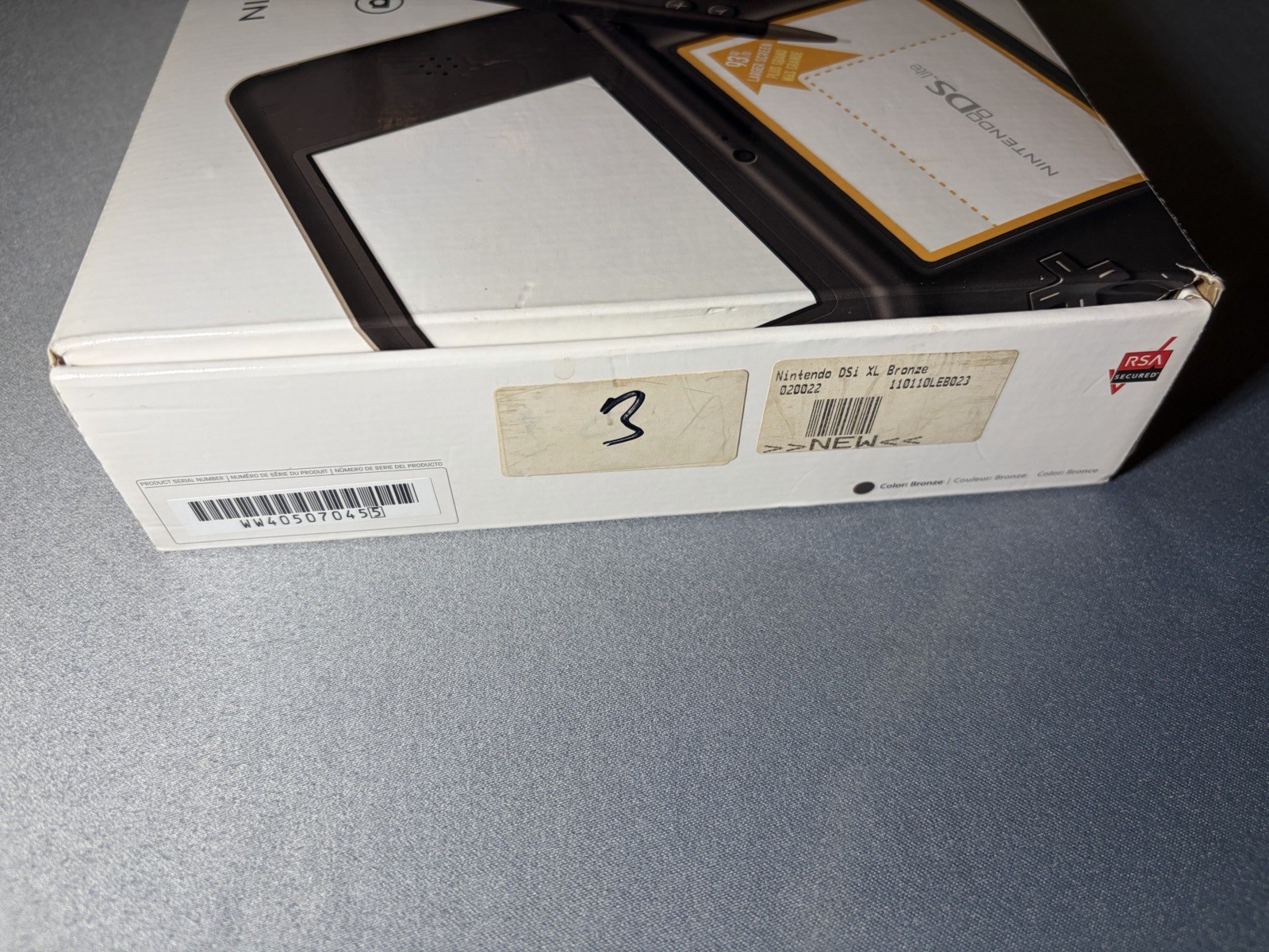 Nintendo DSi XL Bronze Handheld System Console In Box Near Mint