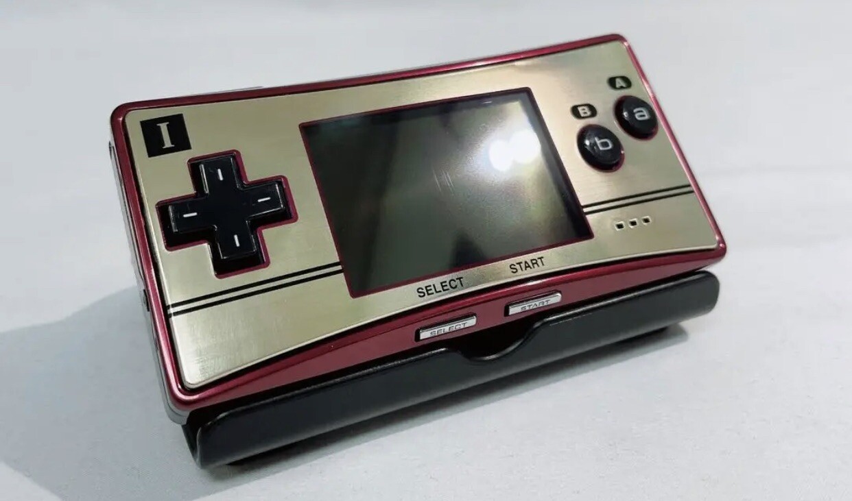 Nintendo Game Boy Micro Famicom Console – Red/Gold
