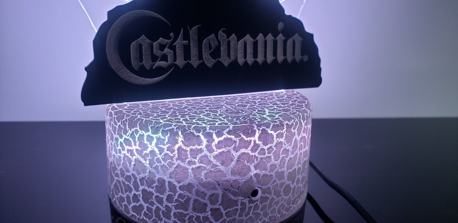 Castlevania light with remote (show it off) crackle base 8 different colors